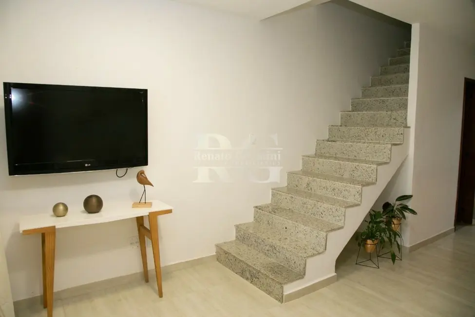 Sala Comercial com 3 quartos à venda, 105m2 em Guaratiba, Rio De Janeiro - RJ - imagem 3 Foto 3 de Sala Comercial com 3 quartos à venda, 105m2 em Guaratiba, Rio De Janeiro - RJ