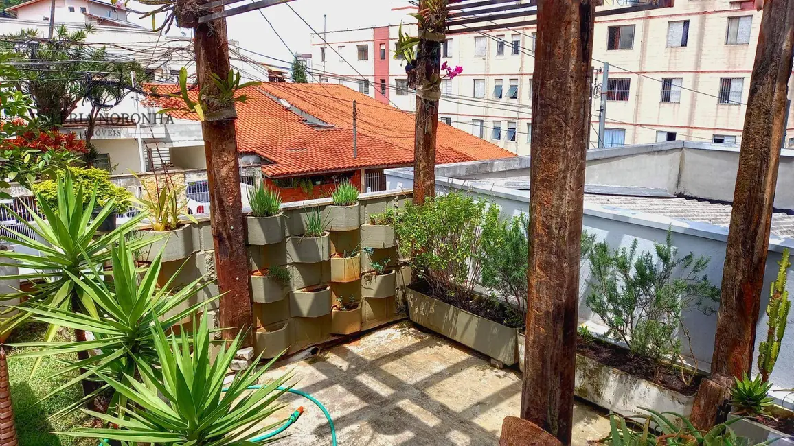 Casa com 2 quartos à venda, 246m2 em Vila Rosália, Guarulhos - SP - imagem 3 Foto 3 de Casa com 2 quartos à venda, 246m2 em Vila Rosália, Guarulhos - SP