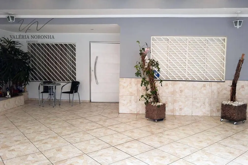 Foto 3 de Casa com 4 quartos à venda, 250m2 em Jardim Guairaca, São Paulo - SP