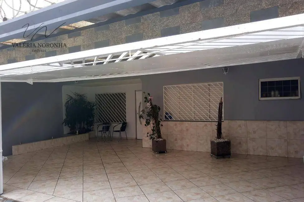 Foto 1 de Casa com 4 quartos à venda, 250m2 em Jardim Guairaca, São Paulo - SP