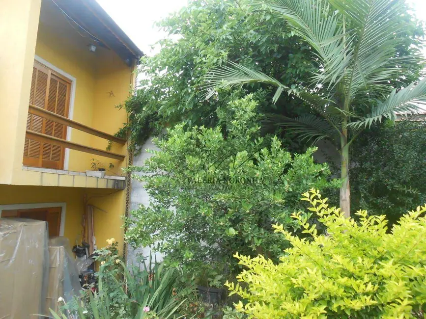 Sobrado com 4 quartos à venda, 393m2 em Jardim São Manoel, Guarulhos - SP - imagem 4 Foto 4 de Sobrado com 4 quartos à venda, 393m2 em Jardim São Manoel, Guarulhos - SP