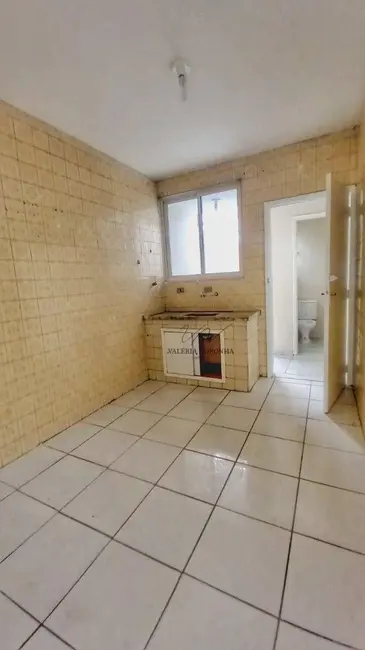 Apartamento com 2 quartos para alugar, 60m2 em Jardim Almeida Prado, Guarulhos - SP - imagem 7 Foto 7 de Apartamento com 2 quartos para alugar, 60m2 em Jardim Almeida Prado, Guarulhos - SP