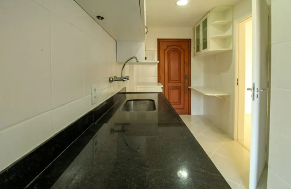 Foto 7 de Apartamento com 2 quartos à venda, 86m2 em Laranjeiras, Rio De Janeiro - RJ