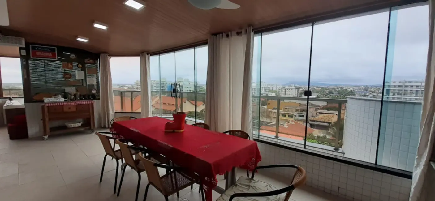 Apartamento com 4 quartos à venda, 200m2 em Braga, Cabo Frio - RJ - imagem 3 Foto 3 de Apartamento com 4 quartos à venda, 200m2 em Braga, Cabo Frio - RJ