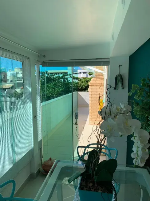 Foto 3 de Apartamento com 2 quartos à venda, 135m2 em Algodoal, Cabo Frio - RJ