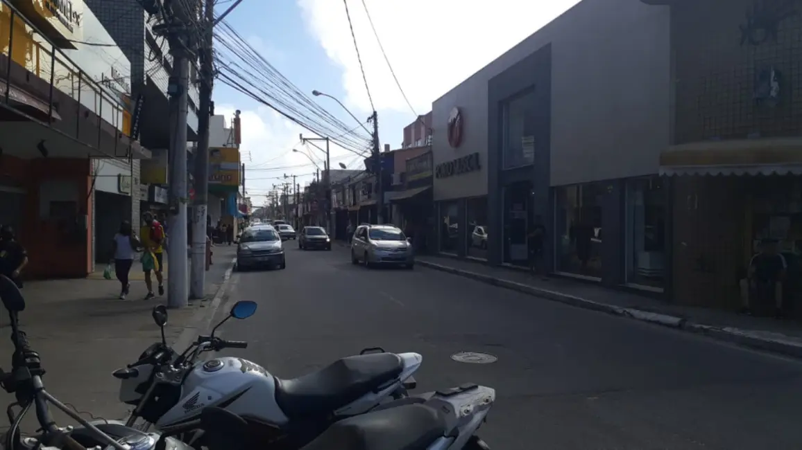 Loja para alugar, 108m2 em Centro, Cabo Frio - RJ - imagem 3 Foto 3 de Loja para alugar, 108m2 em Centro, Cabo Frio - RJ