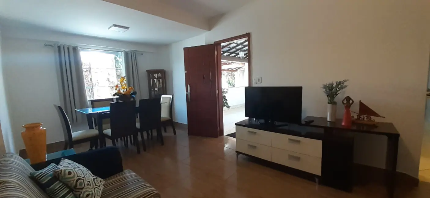 Foto 9 de Casa com 2 quartos à venda, 105m2 em Célula Mater, Cabo Frio - RJ