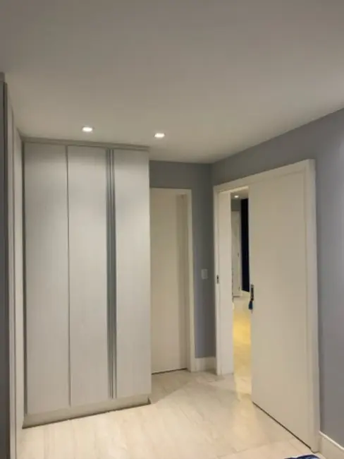 Apartamento com 1 quarto à venda, 70m2 em Braga, Cabo Frio - RJ - imagem 3 Foto 3 de Apartamento com 1 quarto à venda, 70m2 em Braga, Cabo Frio - RJ