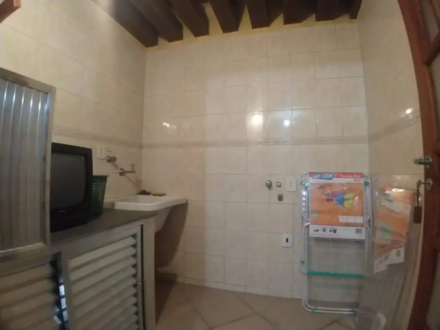 Casa com 3 quartos à venda, 170m2 em Braga, Cabo Frio - RJ - imagem 5 Foto 5 de Casa com 3 quartos à venda, 170m2 em Braga, Cabo Frio - RJ