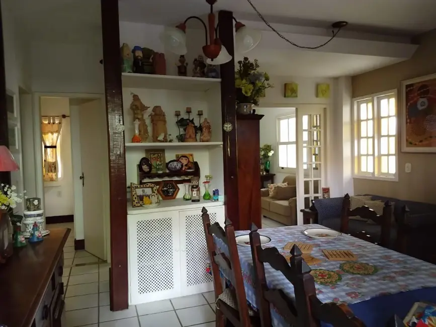 Casa com 4 quartos à venda, 300m2 em Braga, Cabo Frio - RJ - imagem 5 Foto 5 de Casa com 4 quartos à venda, 300m2 em Braga, Cabo Frio - RJ