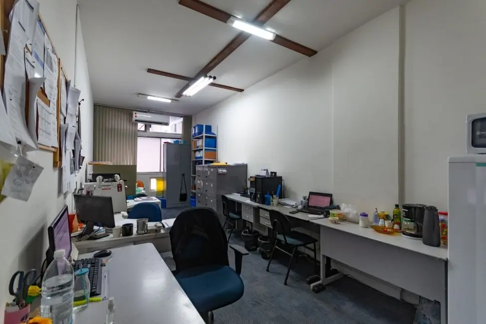 Sala Comercial à venda, 30m2 em Centro, Rio De Janeiro - RJ - imagem 5 Foto 5 de Sala Comercial à venda, 30m2 em Centro, Rio De Janeiro - RJ