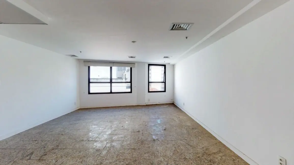 Sala Comercial à venda, 35m2 em Tijuca, Rio De Janeiro - RJ - imagem 4 Foto 4 de Sala Comercial à venda, 35m2 em Tijuca, Rio De Janeiro - RJ