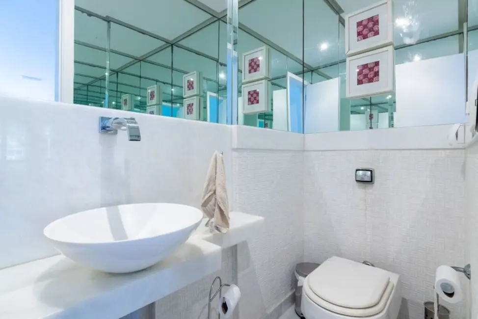 Apartamento com 3 quartos à venda, 304m2 em Barra da Tijuca, Rio De Janeiro - RJ - imagem 8 Foto 8 de Apartamento com 3 quartos à venda, 304m2 em Barra da Tijuca, Rio De Janeiro - RJ