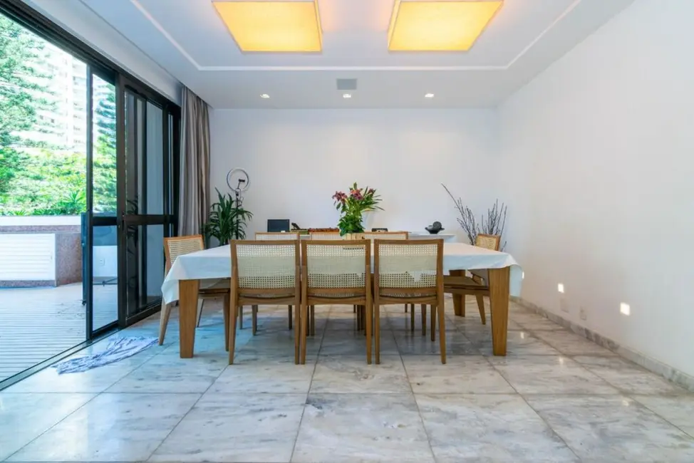 Apartamento com 3 quartos à venda, 304m2 em Barra da Tijuca, Rio De Janeiro - RJ - imagem 7 Foto 7 de Apartamento com 3 quartos à venda, 304m2 em Barra da Tijuca, Rio De Janeiro - RJ