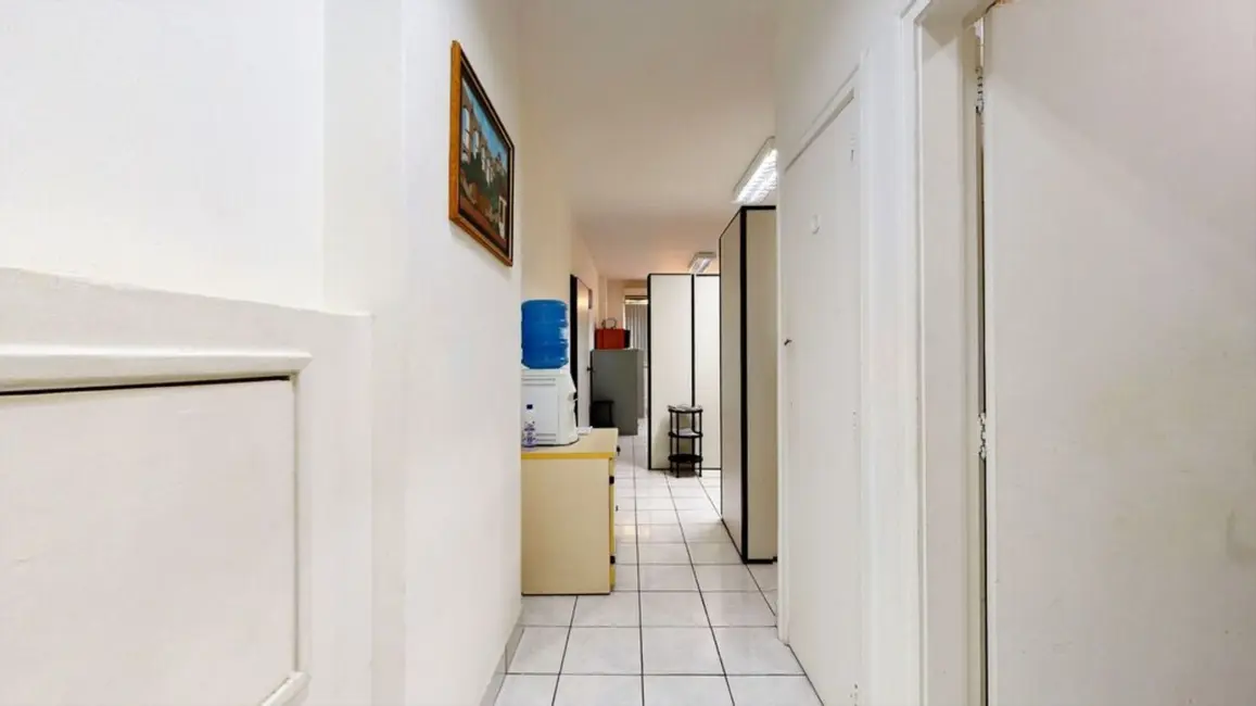 Sala Comercial à venda, 38m2 em Centro, Rio De Janeiro - RJ - imagem 6 Foto 6 de Sala Comercial à venda, 38m2 em Centro, Rio De Janeiro - RJ