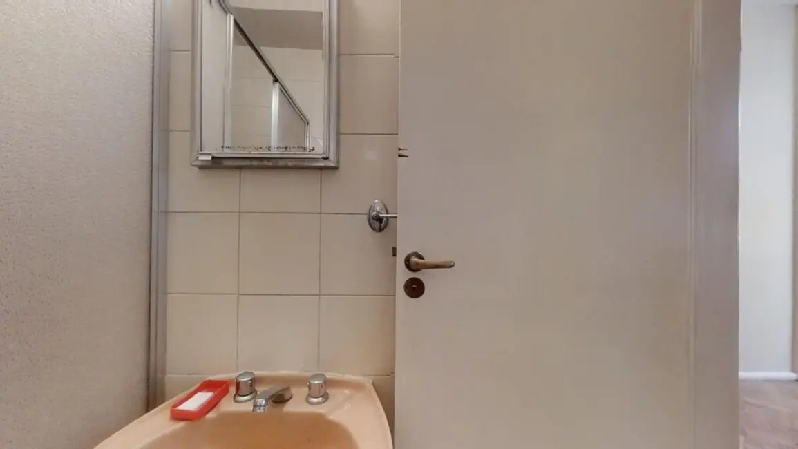 Apartamento com 1 quarto à venda, 41m2 em Botafogo, Rio De Janeiro - RJ - imagem 3 Foto 3 de Apartamento com 1 quarto à venda, 41m2 em Botafogo, Rio De Janeiro - RJ