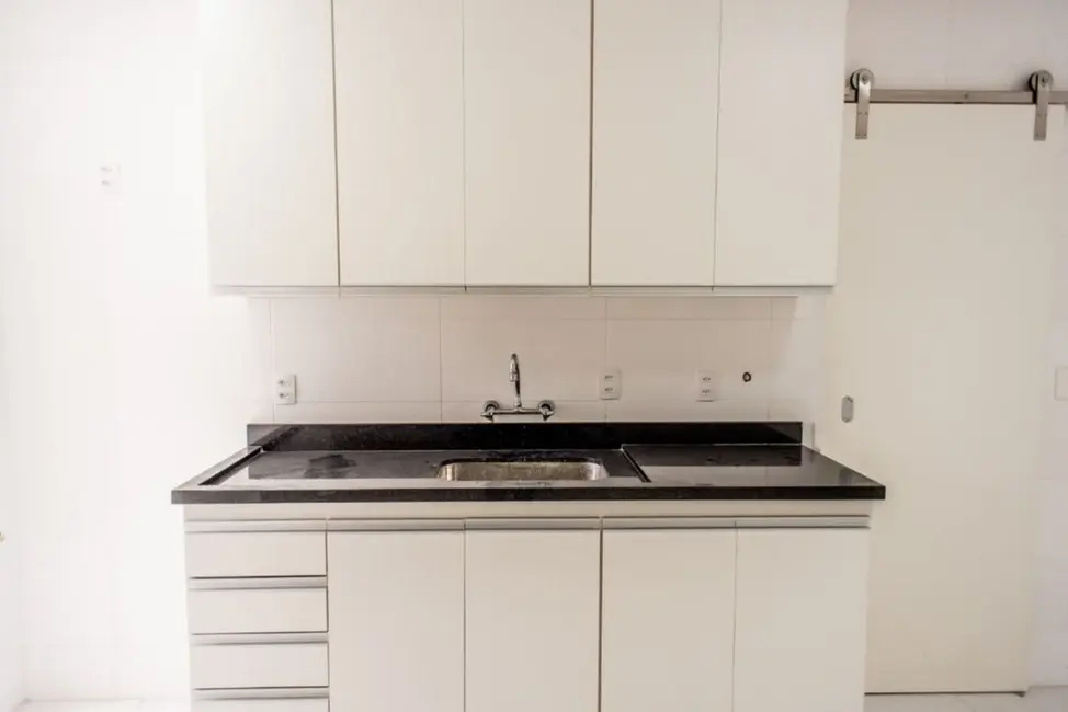 Foto 6 de Apartamento com 3 quartos à venda, 100m2 em Leblon, Rio De Janeiro - RJ