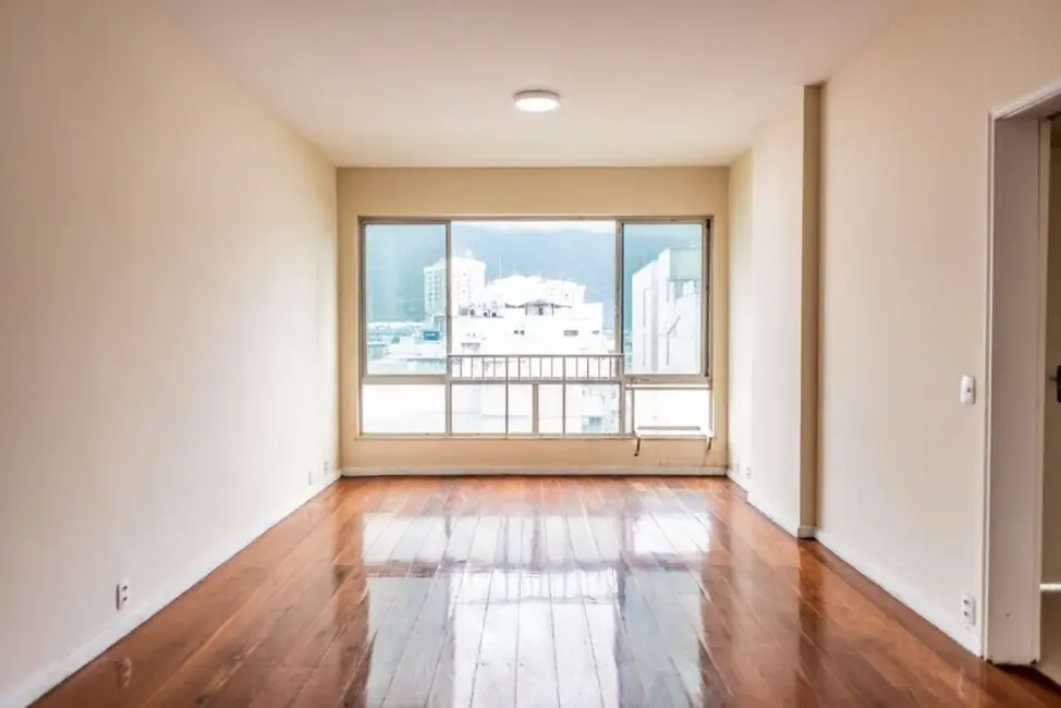 Foto 1 de Apartamento com 3 quartos à venda, 100m2 em Leblon, Rio De Janeiro - RJ