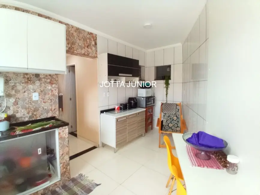 Foto 8 de Casa com 3 quartos à venda, 160m2 em Guarani, Cabo Frio - RJ