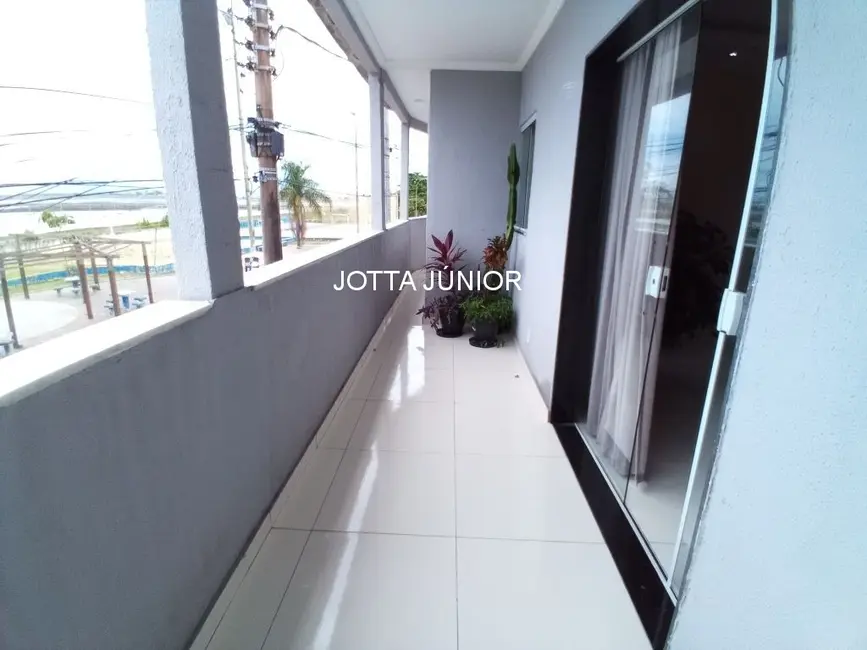 Foto 2 de Casa com 3 quartos à venda, 160m2 em Guarani, Cabo Frio - RJ