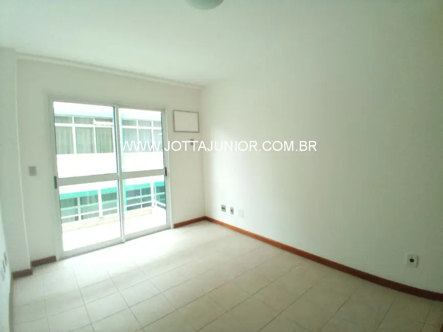 Foto 2 de Apartamento com 3 quartos para alugar, 137m2 em Centro, Cabo Frio - RJ