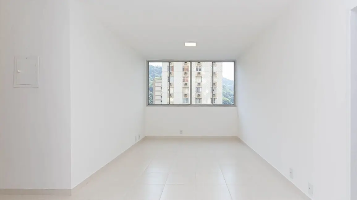 Foto 1 de Apartamento com 3 quartos à venda, 80m2 em Laranjeiras, Rio De Janeiro - RJ