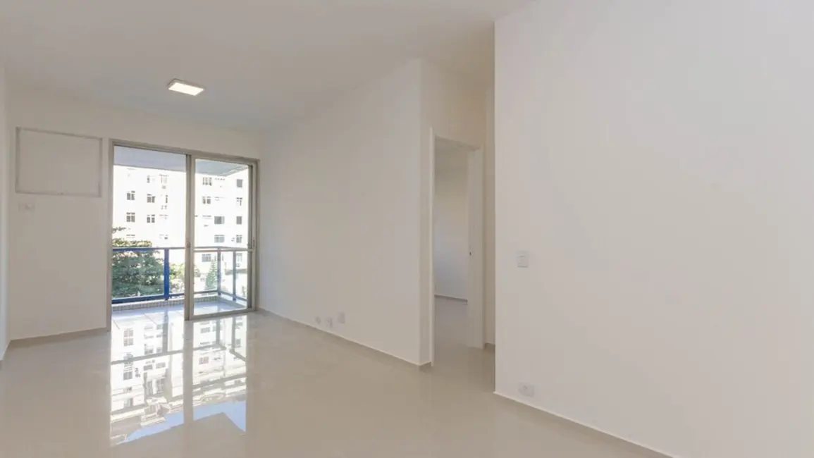 Foto 1 de Apartamento com 1 quarto à venda, 53m2 em Humaitá, Rio De Janeiro - RJ