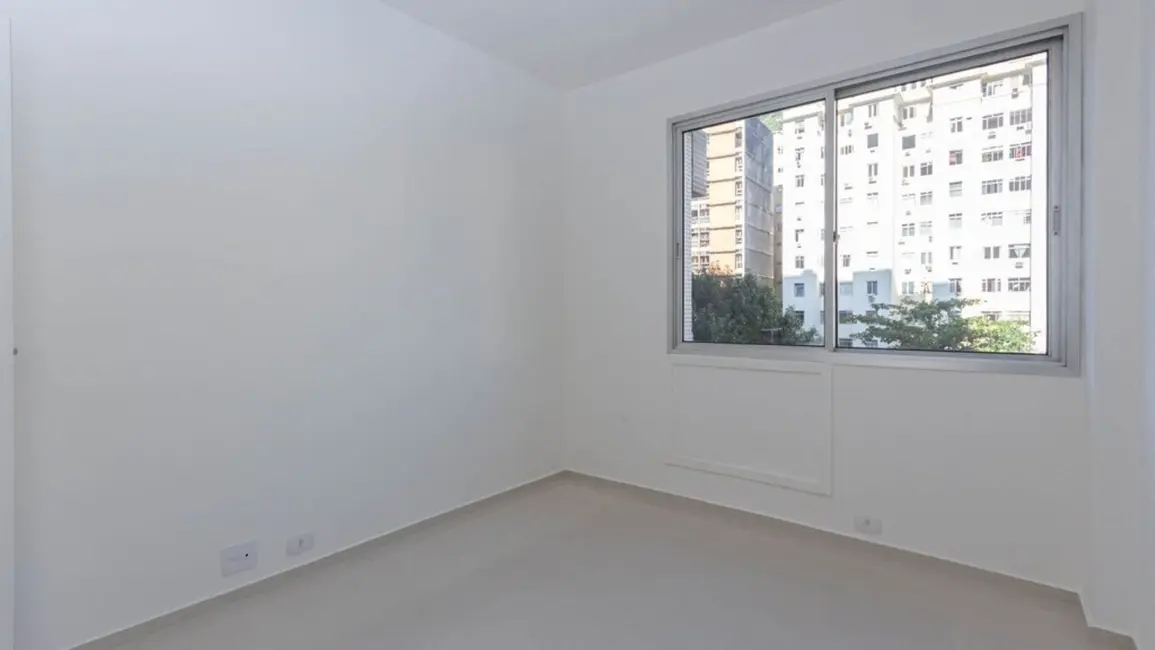 Foto 2 de Apartamento com 1 quarto à venda, 53m2 em Humaitá, Rio De Janeiro - RJ
