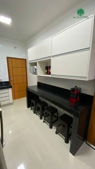 Foto 4 de Casa com 4 quartos à venda, 130m2 em Jardim Valença, Indaiatuba - SP