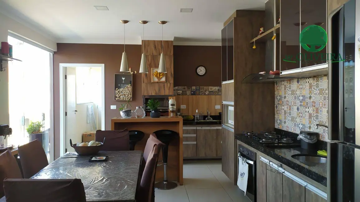 Foto 9 de Sobrado com 3 quartos à venda, 250m2 em Jardim Sevilha, Indaiatuba - SP