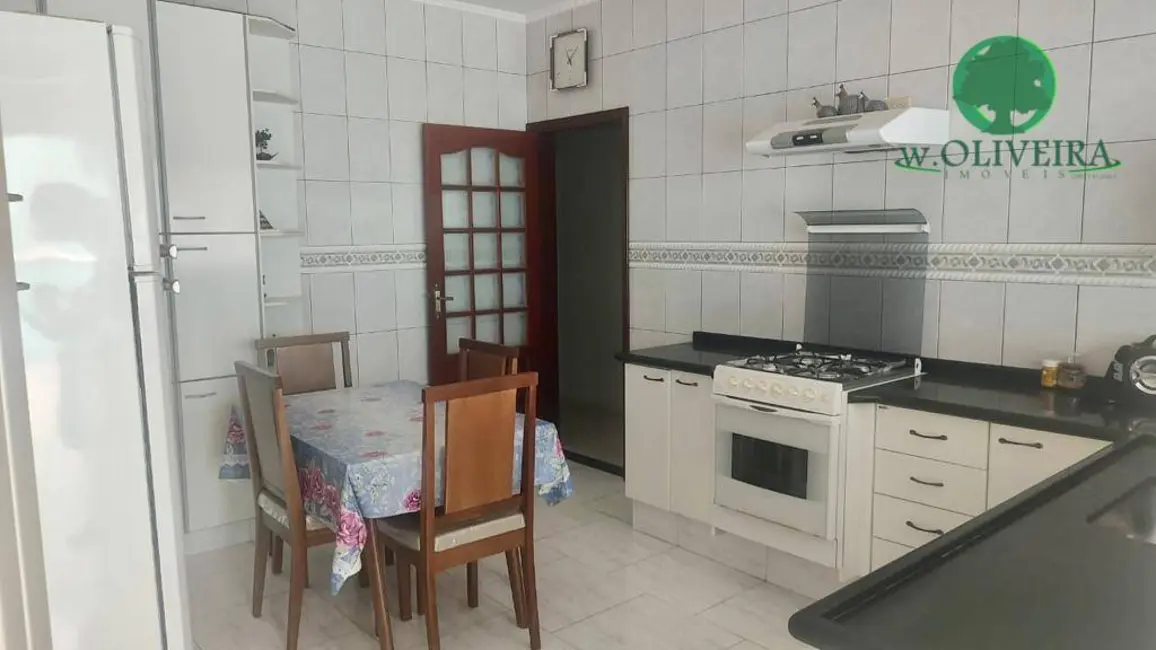 Foto 2 de Casa com 3 quartos à venda, 250m2 em Jardim Recanto do Valle, Indaiatuba - SP