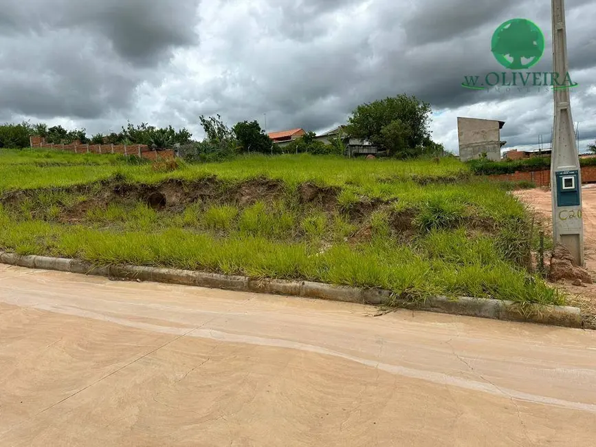 Foto 2 de Terreno / Lote à venda, 627m2 em Centro, Elias Fausto - SP