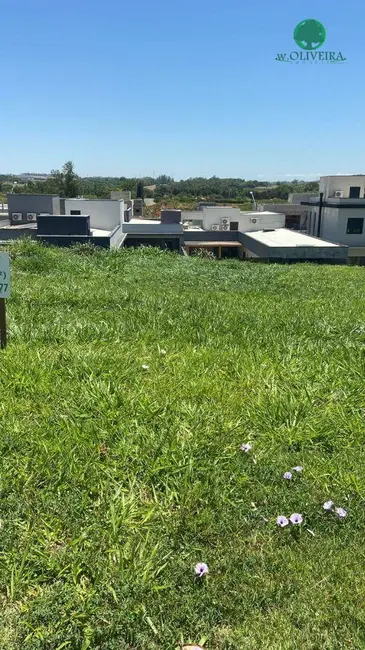 Foto 2 de Terreno / Lote à venda, 300m2 em Indaiatuba - SP