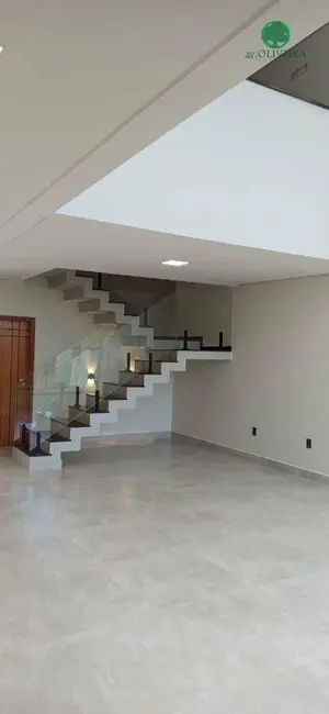 Foto 2 de Sobrado com 3 quartos à venda, 300m2 em Jardim Esplanada, Indaiatuba - SP