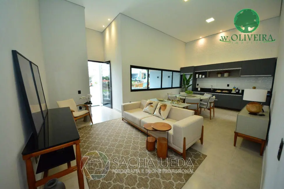 Foto 3 de Casa de Condomínio com 3 quartos à venda, 200m2 em Jardim Bréscia, Indaiatuba - SP