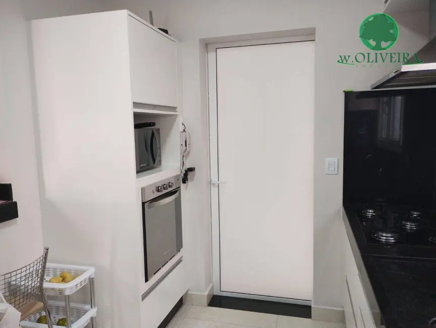 Foto 9 de Sobrado com 4 quartos à venda, 300m2 em Indaiatuba - SP