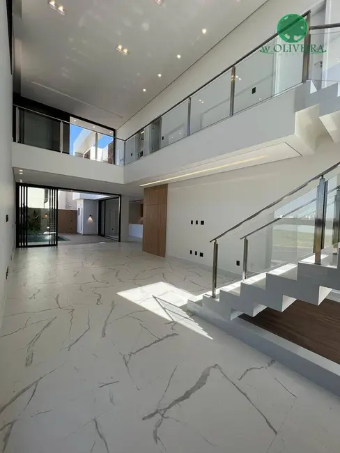 Foto 3 de Sobrado com 4 quartos à venda, 307m2 em Jardim Residencial Dona Lucilla, Indaiatuba - SP