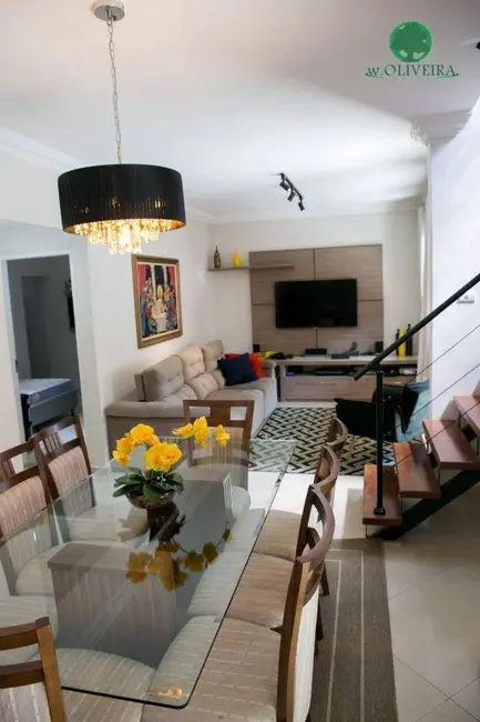 Foto 2 de Sobrado com 4 quartos à venda, 250m2 em Jardim Bela Vista, Indaiatuba - SP