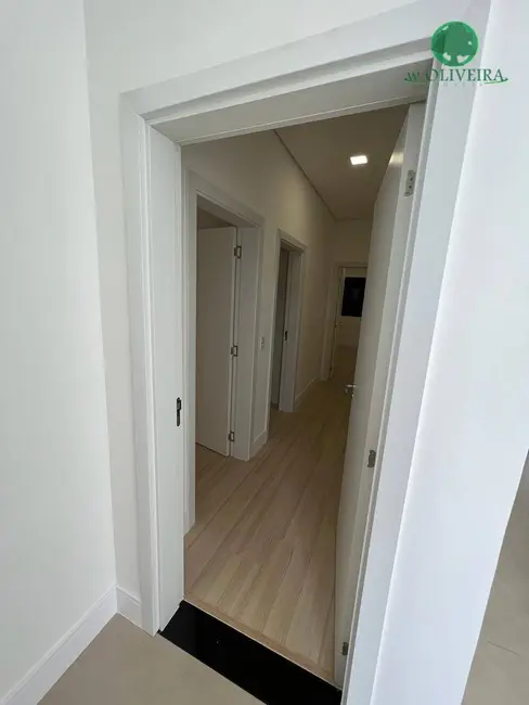 Foto 9 de Casa de Condomínio com 3 quartos à venda, 300m2 em Residencial Central Parque, Salto - SP