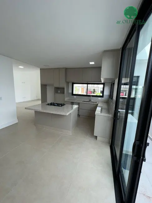 Foto 5 de Casa de Condomínio com 3 quartos à venda, 300m2 em Residencial Central Parque, Salto - SP