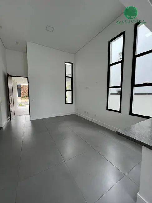 Foto 3 de Casa de Condomínio com 3 quartos à venda, 300m2 em Residencial Central Parque, Salto - SP