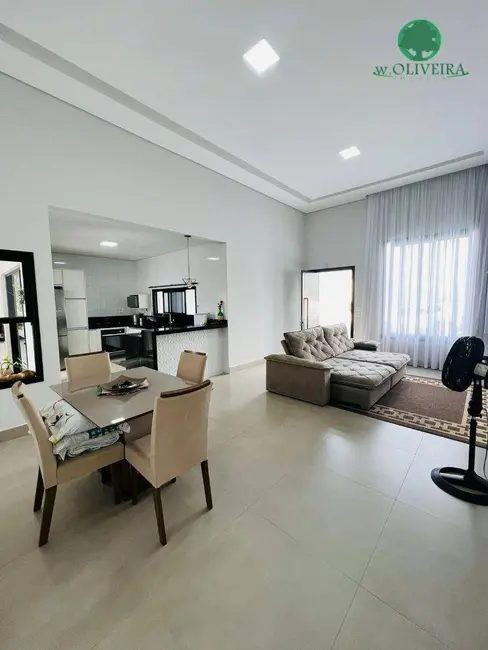 Casa de Condomínio com 3 quartos à venda, 216m2 em Indaiatuba - SP - imagem 3 Foto 3 de Casa de Condomínio com 3 quartos à venda, 216m2 em Indaiatuba - SP