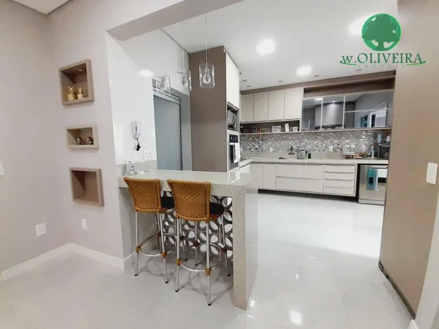 Foto 9 de Casa de Condomínio com 3 quartos à venda, 300m2 em Jardim Residencial Dona Lucilla, Indaiatuba - SP