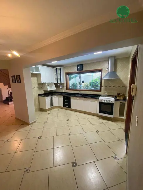Sobrado com 4 quartos à venda, 250m2 em Jardim Regina, Indaiatuba - SP - imagem 6 Foto 6 de Sobrado com 4 quartos à venda, 250m2 em Jardim Regina, Indaiatuba - SP