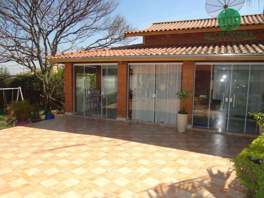 Chácara com 3 quartos à venda, 3000m2 em Jardim dos Laranjais, Indaiatuba - SP - imagem 6 Foto 6 de Chácara com 3 quartos à venda, 3000m2 em Jardim dos Laranjais, Indaiatuba - SP