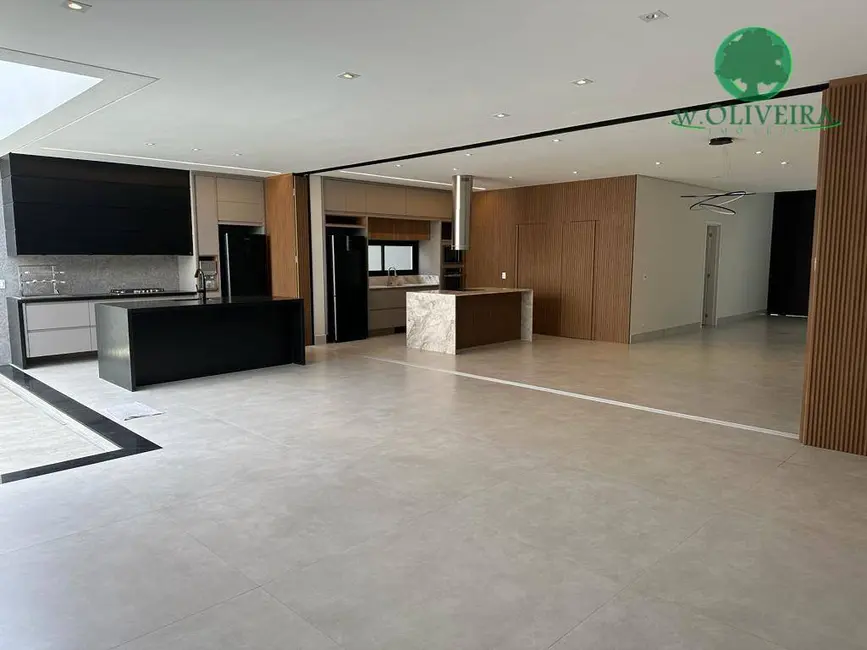 Foto 3 de Sobrado com 4 quartos à venda, 360m2 em Residencial Duas Marias, Indaiatuba - SP