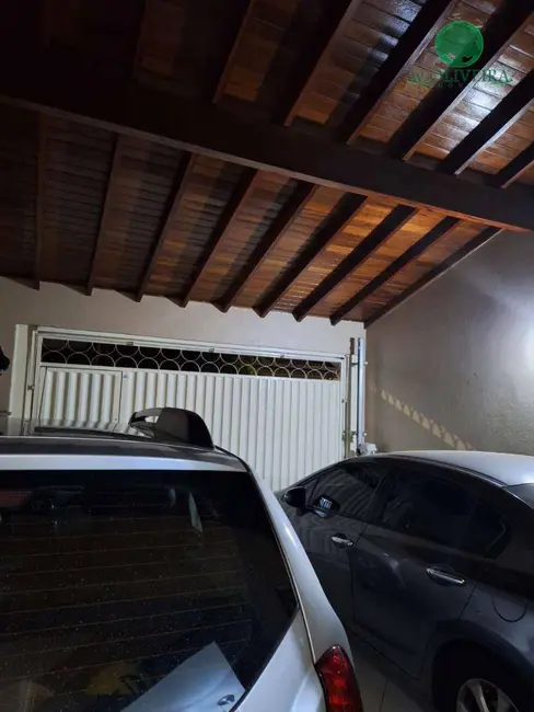 Casa com 2 quartos à venda, 125m2 em Indaiatuba - SP - imagem 2 Foto 2 de Casa com 2 quartos à venda, 125m2 em Indaiatuba - SP