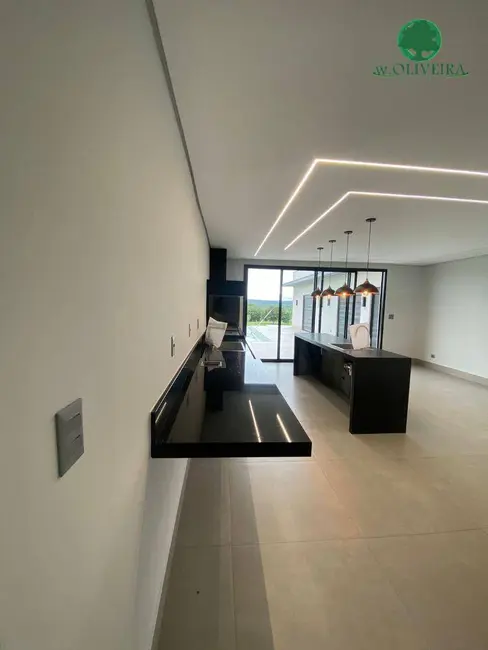 Sobrado com 3 quartos à venda, 1003m2 em Jardim Indaiatuba Golf, Indaiatuba - SP - imagem 6 Foto 6 de Sobrado com 3 quartos à venda, 1003m2 em Jardim Indaiatuba Golf, Indaiatuba - SP