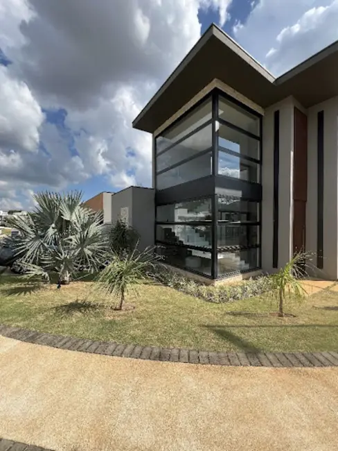 Foto 3 de Sobrado com 4 quartos à venda, 387m2 em Vila Suíça, Indaiatuba - SP