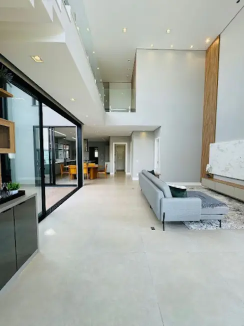 Foto 6 de Sobrado com 4 quartos à venda, 387m2 em Vila Suíça, Indaiatuba - SP